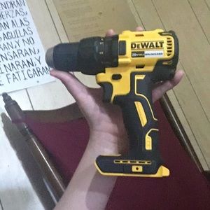Dewalt